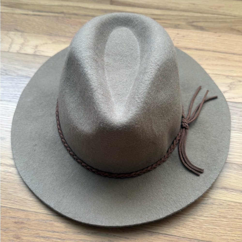 David and Young 100% Wool Fedora Hat in Taupe with Tan Braided Trim